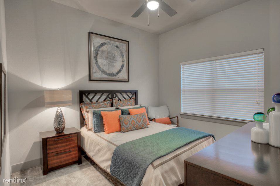 3600 Montrose Blvd - Photo 2 of 7