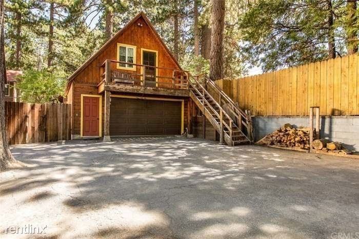 32075 Hunsaker Way - Photo 3 of 6