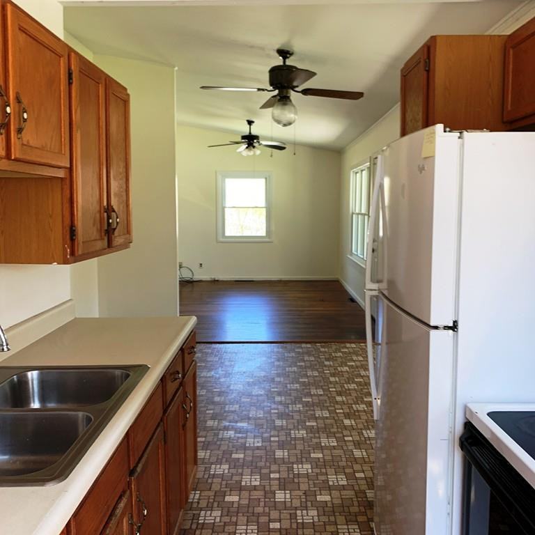 11 Apple Rock Way - Photo 3 of 11