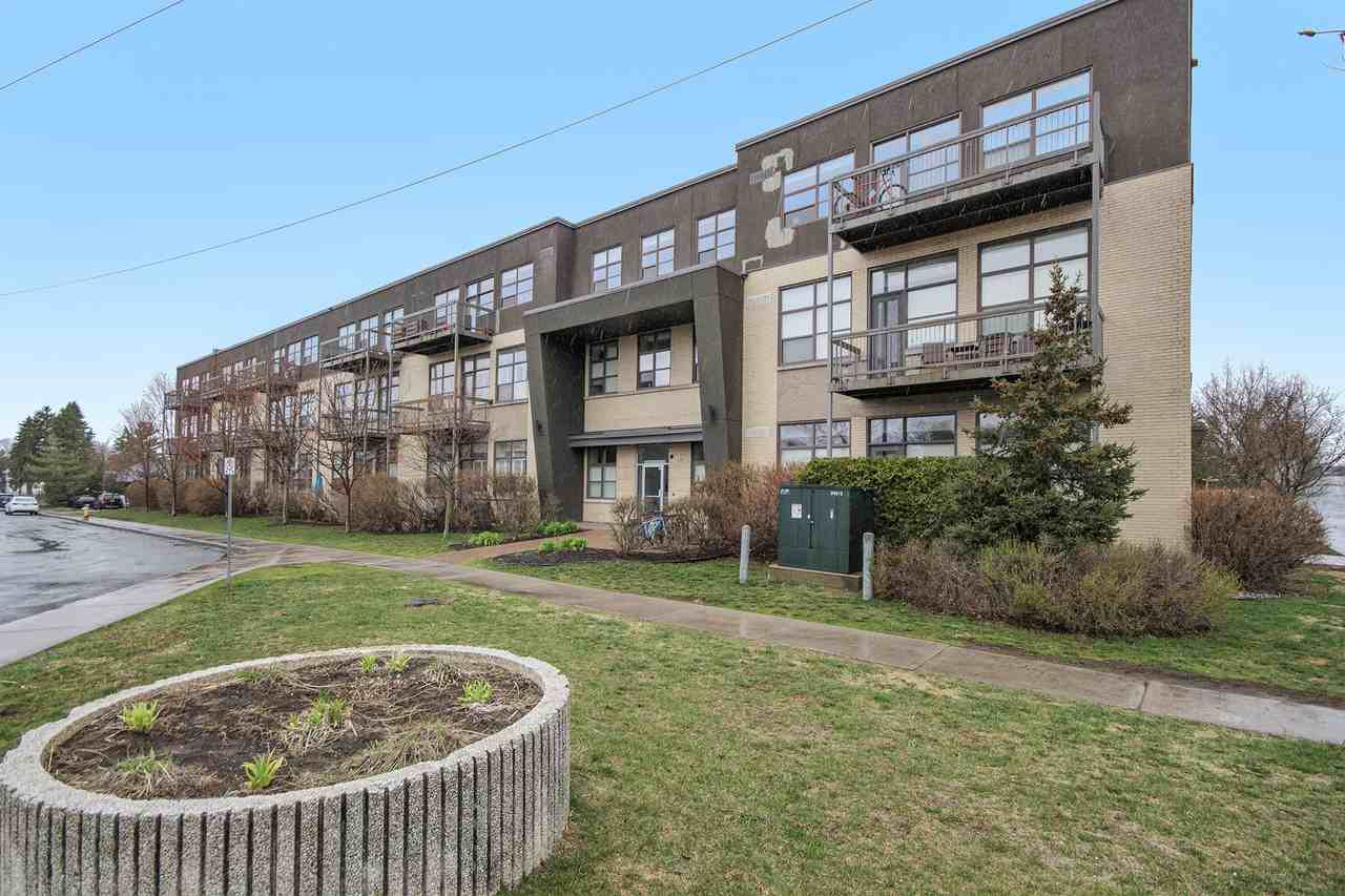 345 Saint Denis Street #113