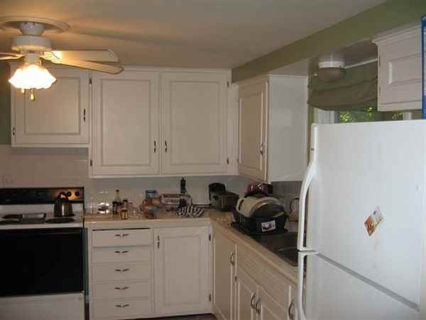 205 Oak St - Photo 3 of 3