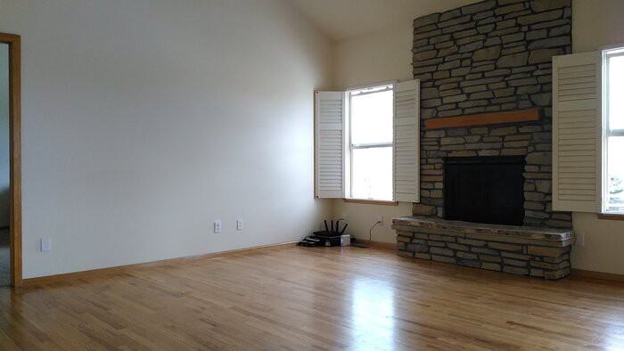 9089 Spirit St - Photo 3 of 20
