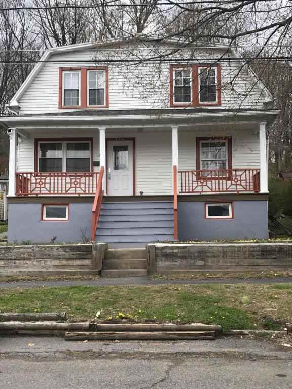 117 7th St - Photo 2 of 10