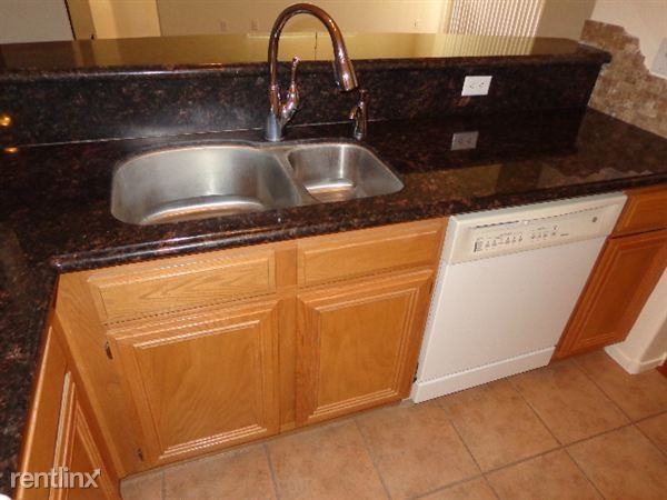 Vistana 201 - $849 - 1Bed - Photo 2 of 11