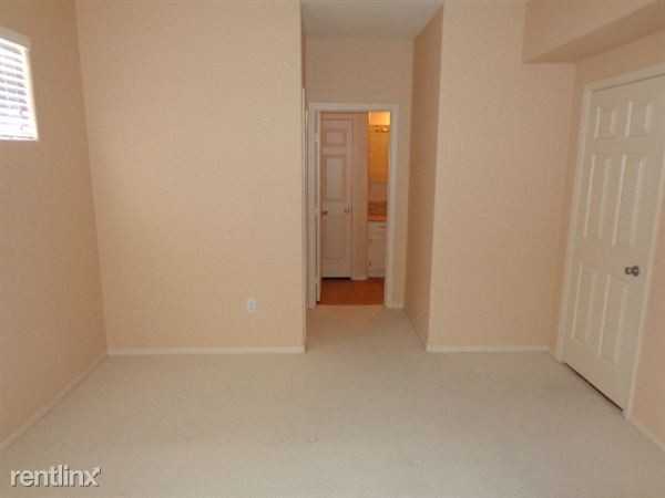 Vistana 201 - $849 - 1Bed - Photo 3 of 11