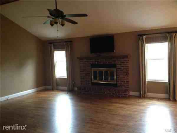 3775 Harmony Ln - Photo 2 of 18