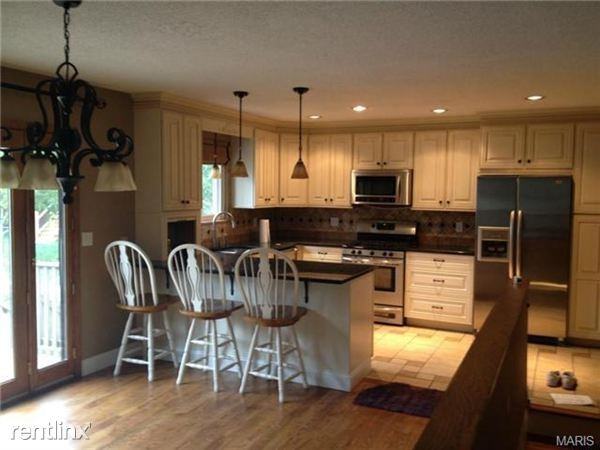 3775 Harmony Ln - Photo 3 of 18