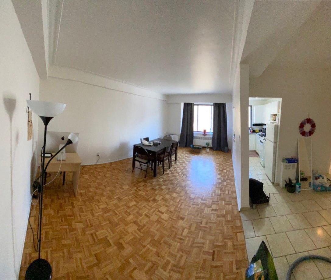 3445 Ch de la Côte-des-Neiges - Photo 2 of 8