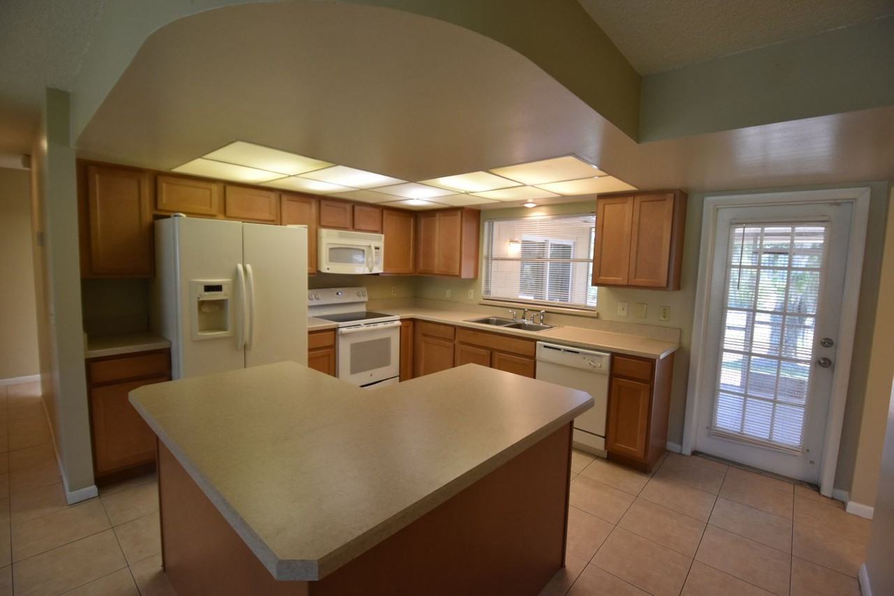 501 Little Wekiva Rd - Photo 3 of 19