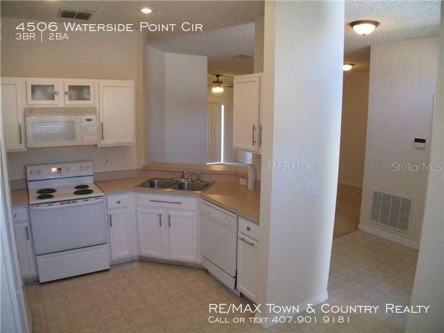 4506 Waterside Point Cir - Photo 2 of 10