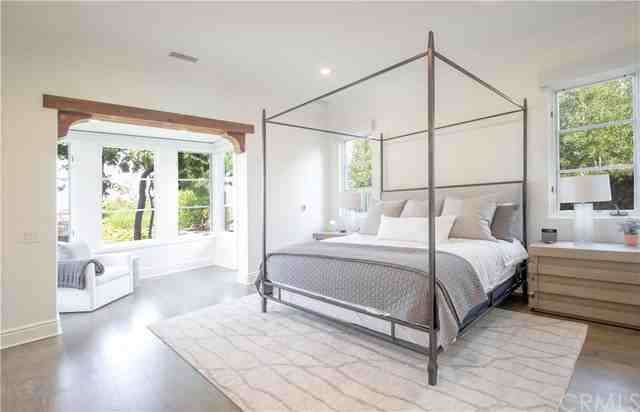 25 Sarteano Dr - Photo 3 of 24