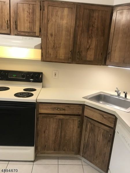 1590 Top Side - Photo 3 of 21