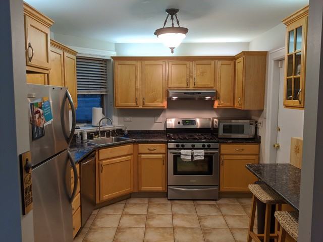 1049 Altgeld #1A - Photo 2 of 21