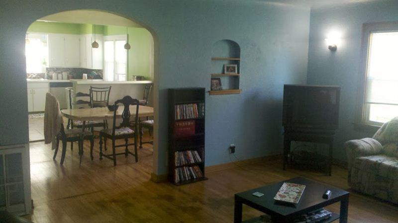 946 Hovey St Sw - Photo 3 of 10