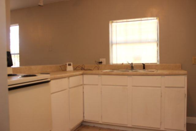 5930-5932 Agnes Ave. - Photo 3 of 8