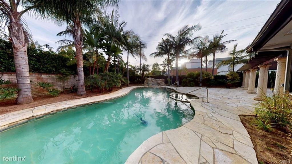 6270 E Bridle Cir - Photo 3 of 11