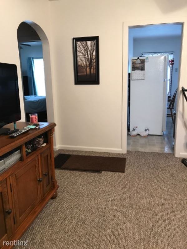 306 Walnut - Photo 2 of 15