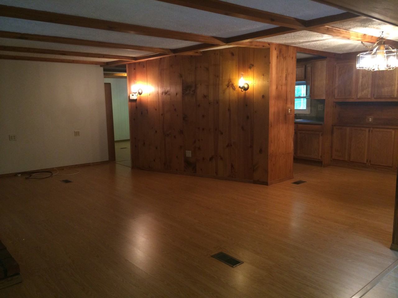 2071 Johnson Ln - Photo 2 of 14