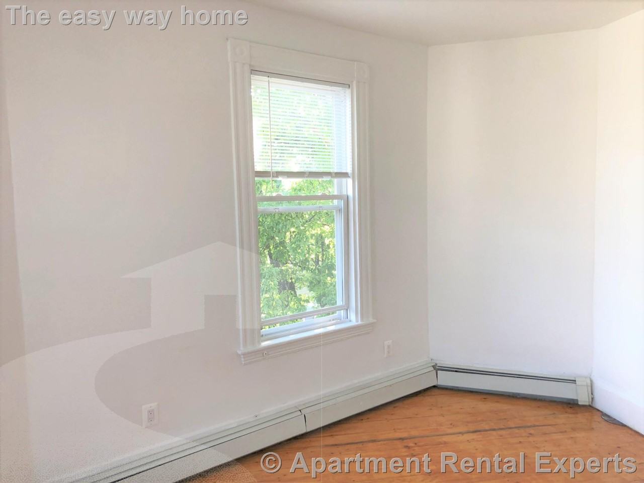 56 Portsmouth St #3 - Photo 4 of 18