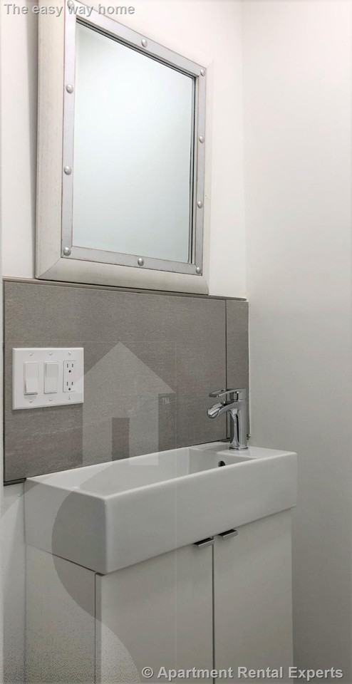 56 Portsmouth St #3 - Photo 6 of 18