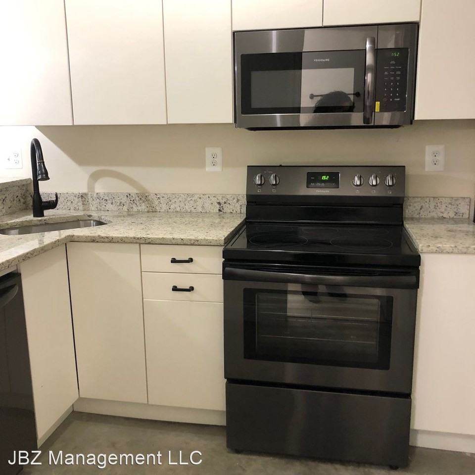 124 E Trenton Street - Photo 2 of 4