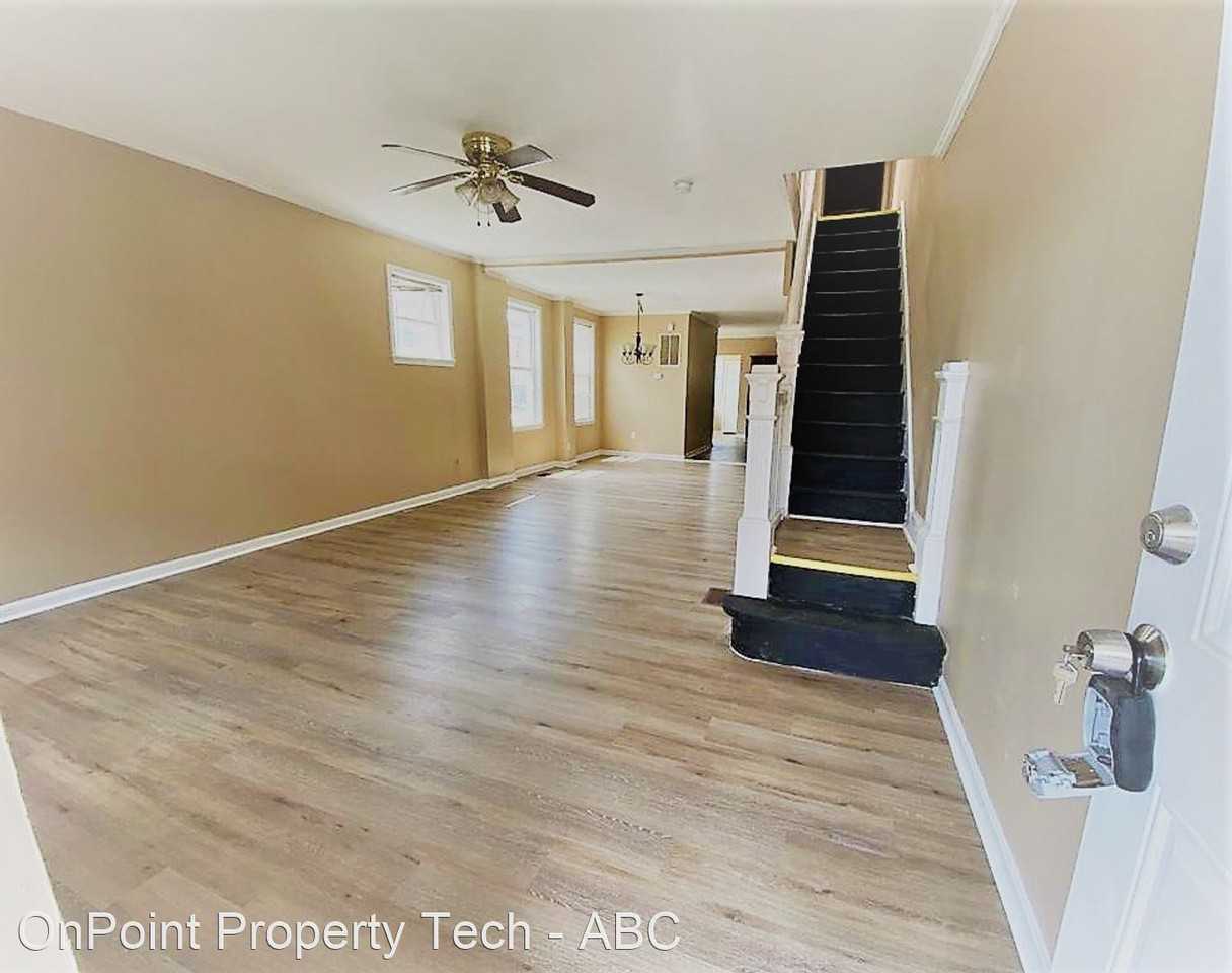 1524 North Rosedale Street - Photo 2 of 9