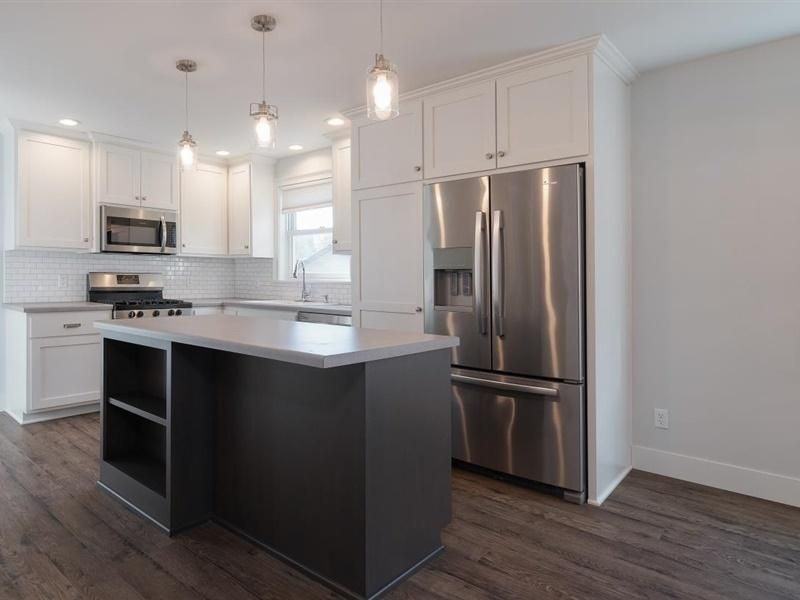 2421 North 4th Street - Photo 3 of 11