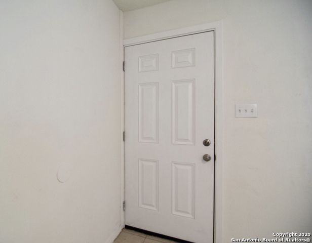 7135 Glen Terrace 4 #4 - Photo 3 of 13