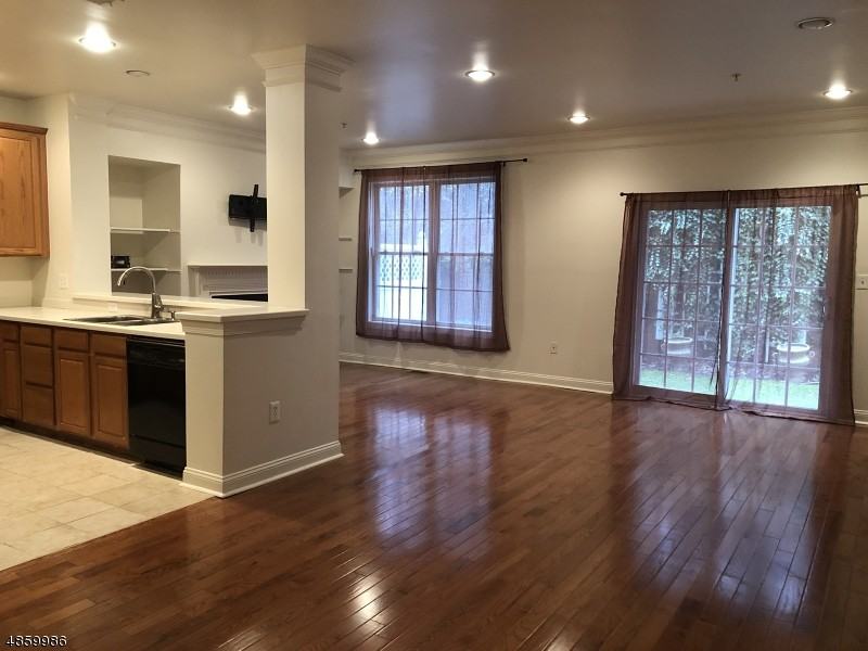 808 Donato Cir - Photo 3 of 21