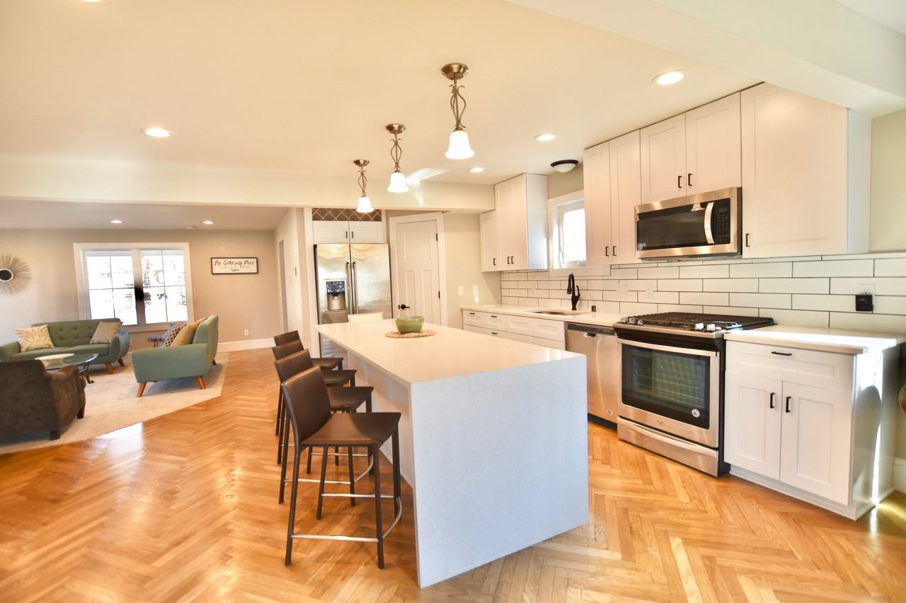 5853 Washburn Avenue South - Photo 3 of 7