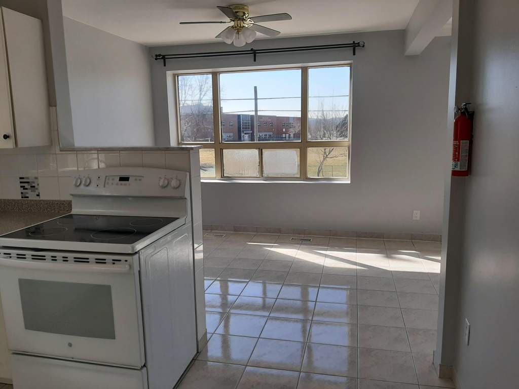 471 Melvin Ave Apartments in Hamilton, ON L8H 2L8 Zumper