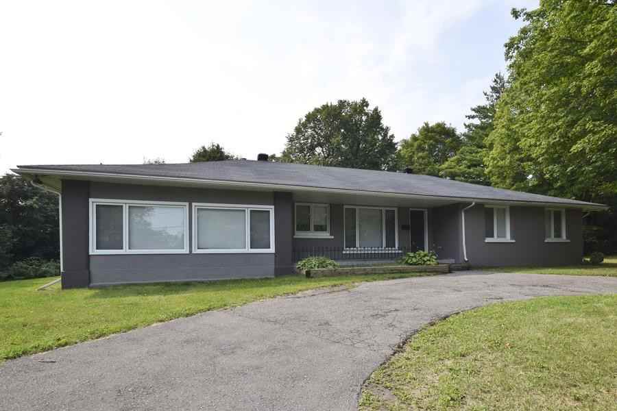 10 Cedar Road Apartments in Beacon Hill, Ottawa, ON K1J 6L4 Zumper