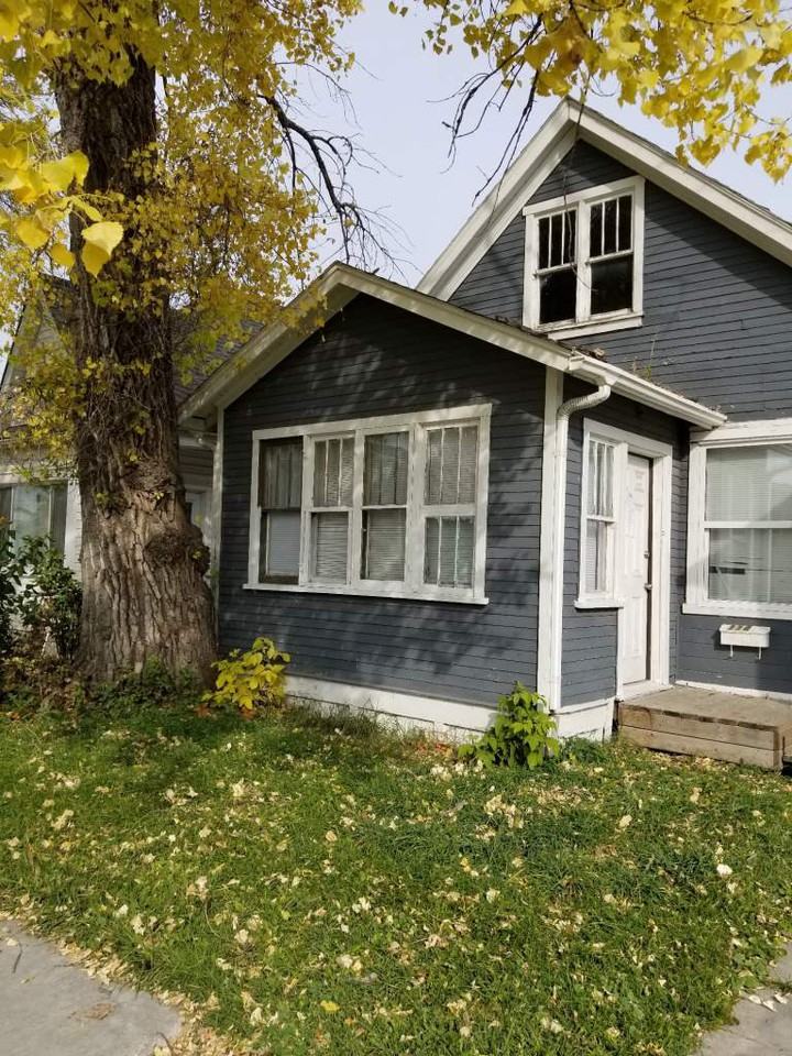 Selkirk Avenue Apartments in Winnipeg, MB R2X None Zumper