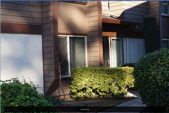 3524 Larchmont Square