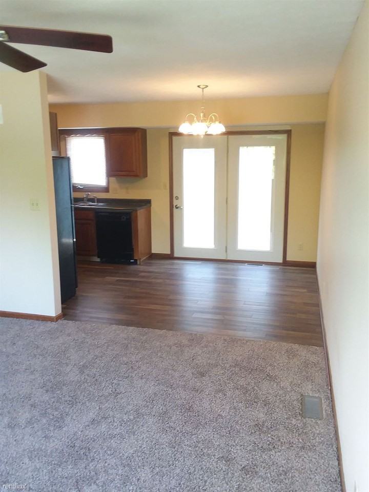 1642 Sw 14th St - Photo 3 of 15
