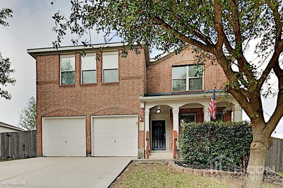 15819 Hastings Park - Photo 2 of 17