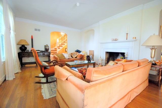 9552 Lawndale Ave - Photo 3 of 20