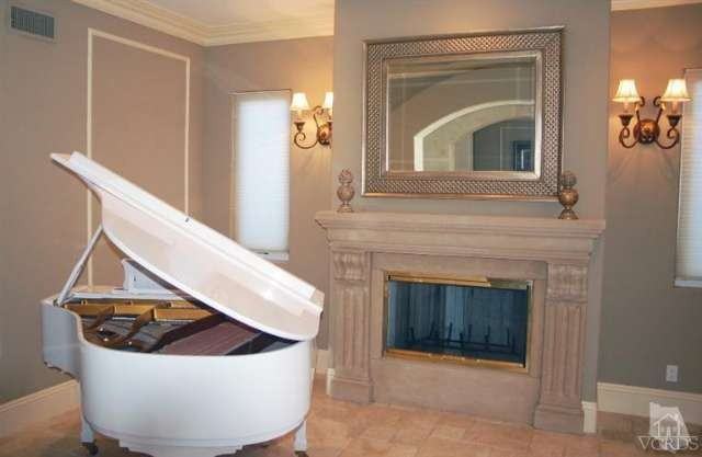 11 Baymare Rd - Photo 2 of 18