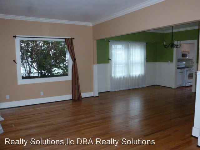 3316 Ne 66th Ave - Photo 2 of 19