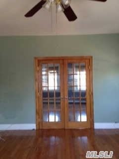 128 Deer Park Ave - Photo 3 of 17