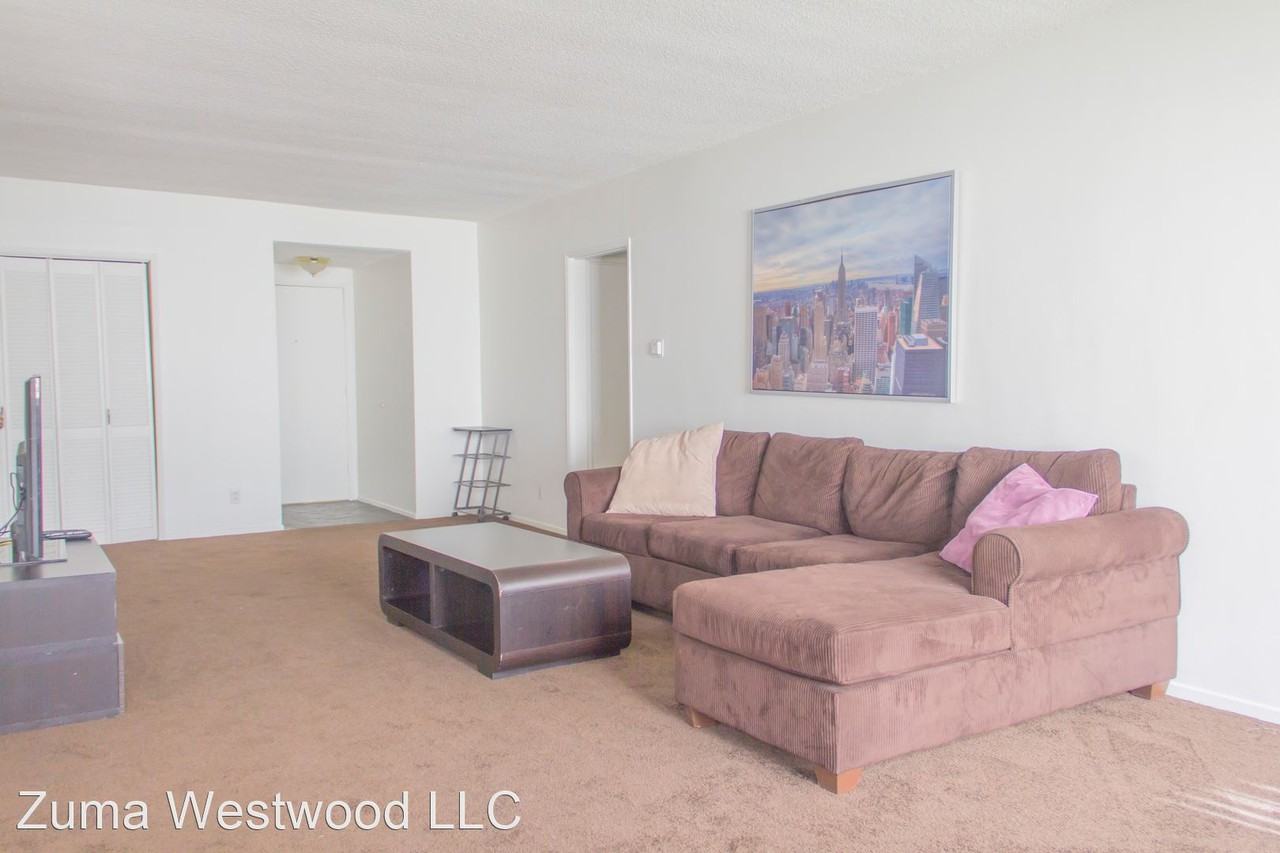 1906 Pelham Ave - Photo 3 of 14