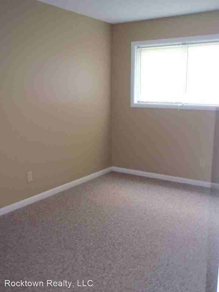 40 a South Avenue - Photo 3 of 8