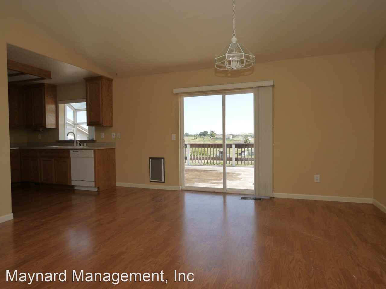 4172 Coyote Dr. - Photo 3 of 10