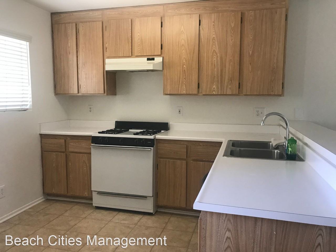 8656 La Salle St - Photo 3 of 24