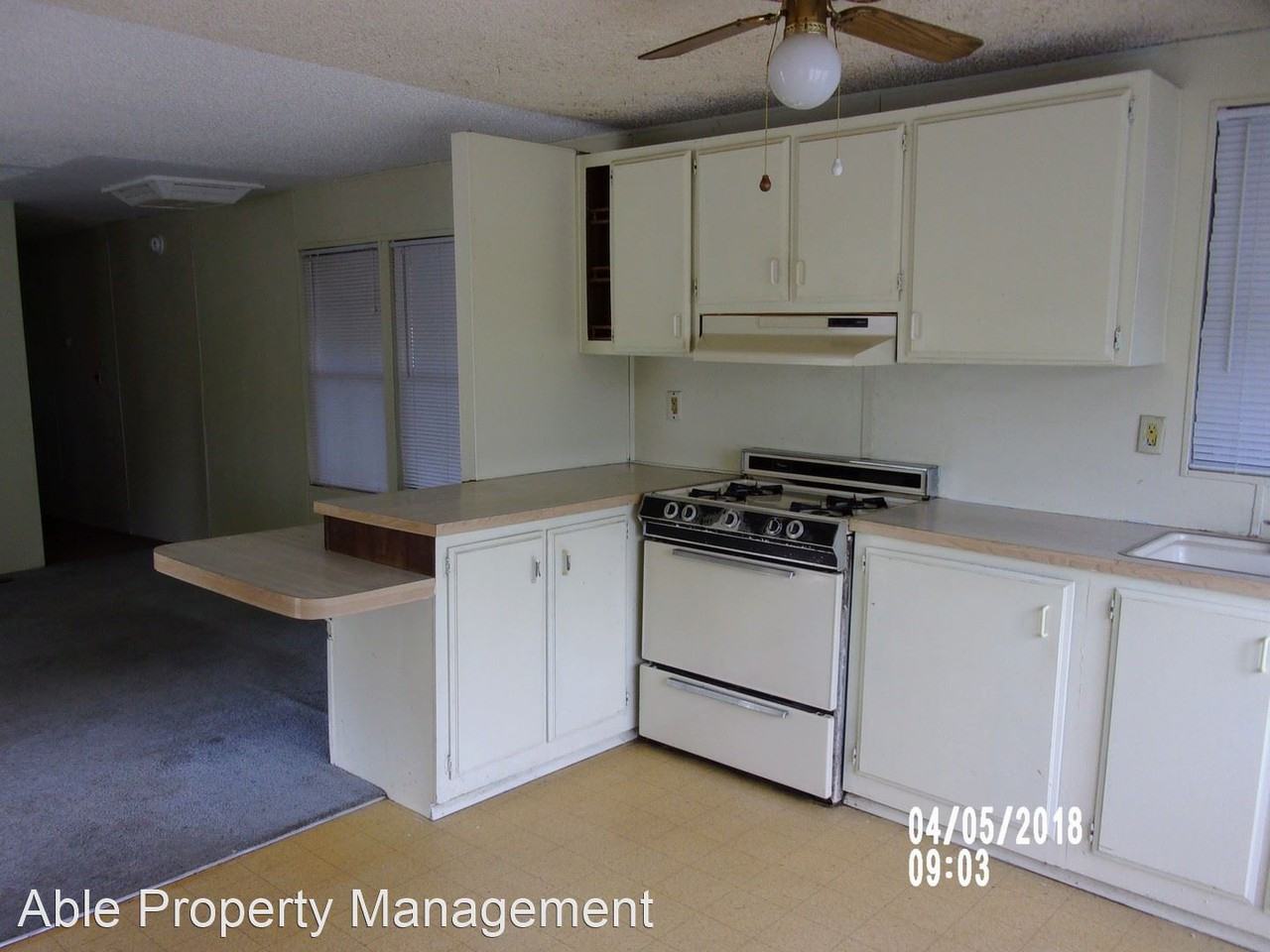 200 Park Way - Photo 3 of 9