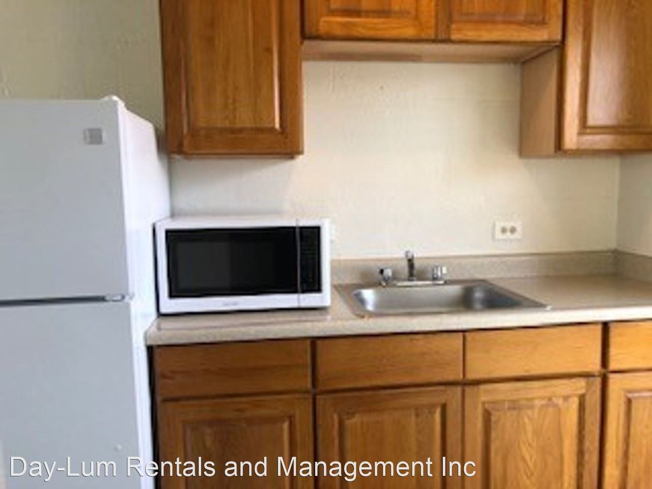 Plumeria Studios 1303 Kalanianaole Avenue - Photo 3 of 5