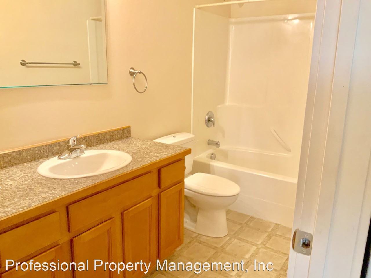 1831 S 3rd St W - 101 & 102 - Photo 3 of 5