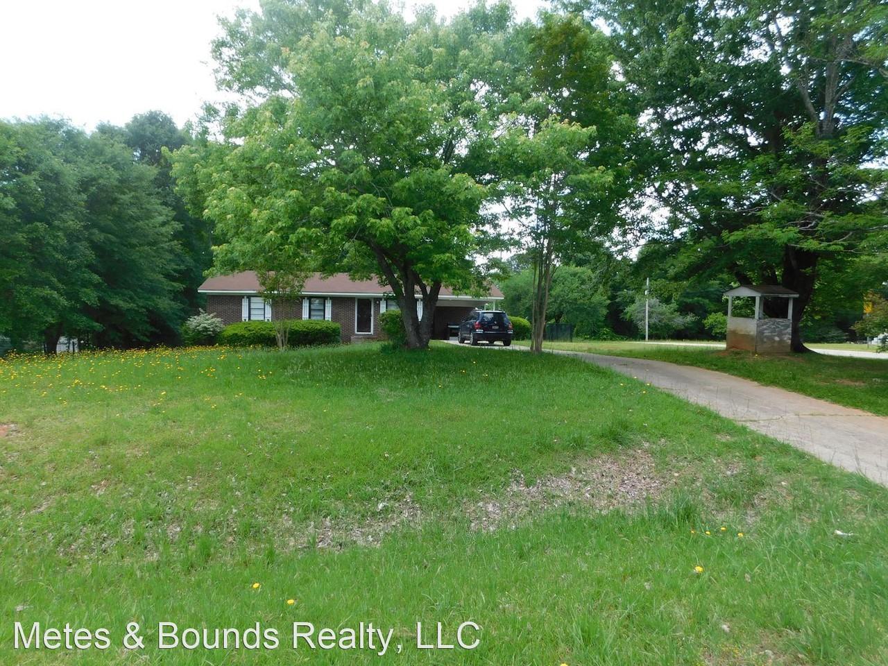 122 Barnesville Road - Photo 3 of 31