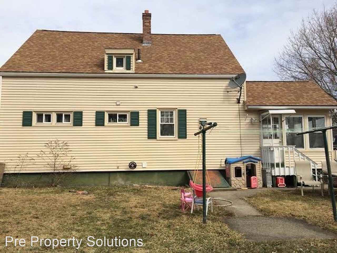 10 Newton Ave - Photo 2 of 7