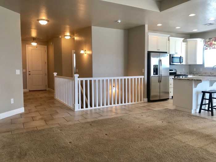 469 Barcelona Drive - Photo 3 of 50